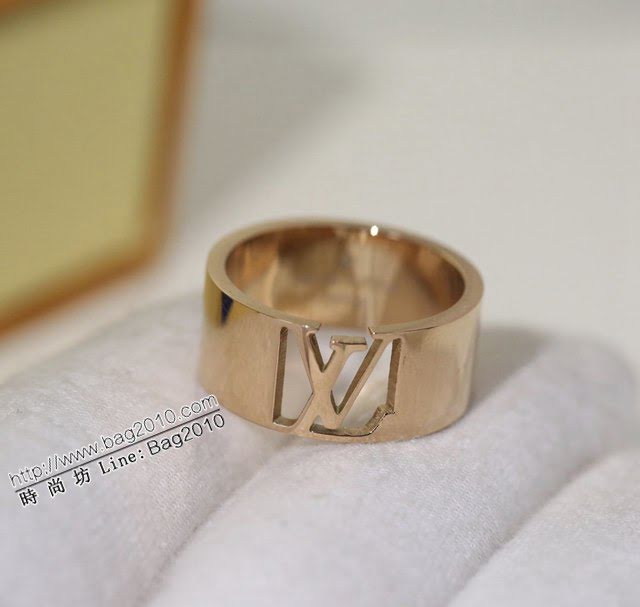 Louis Vuitton新款飾品 路易威登字母鏤空戒指 LV玫瑰金銀色金色女戒指指環  zglv1977